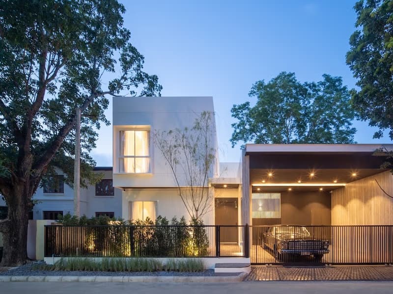 4 Bed House for Rent and Sale in Hang Dong