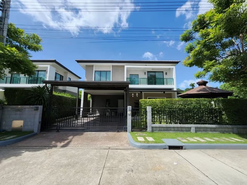 4 Bed House for Rent in Prawet