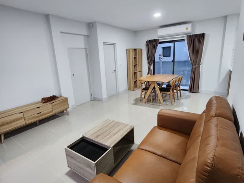  Pleno Sukhumvit-Bangna 2