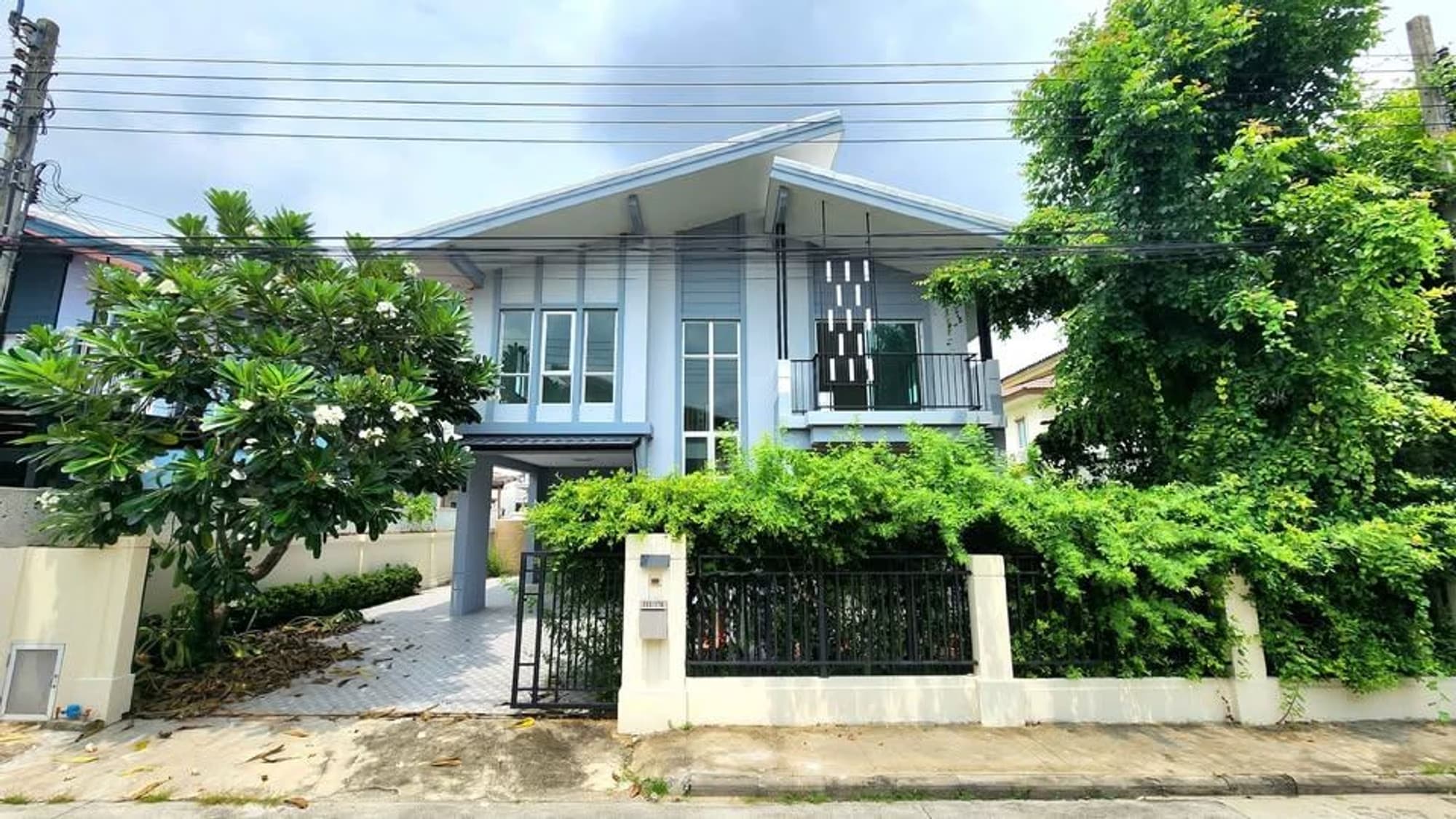 3 Bedroom House - Image 1