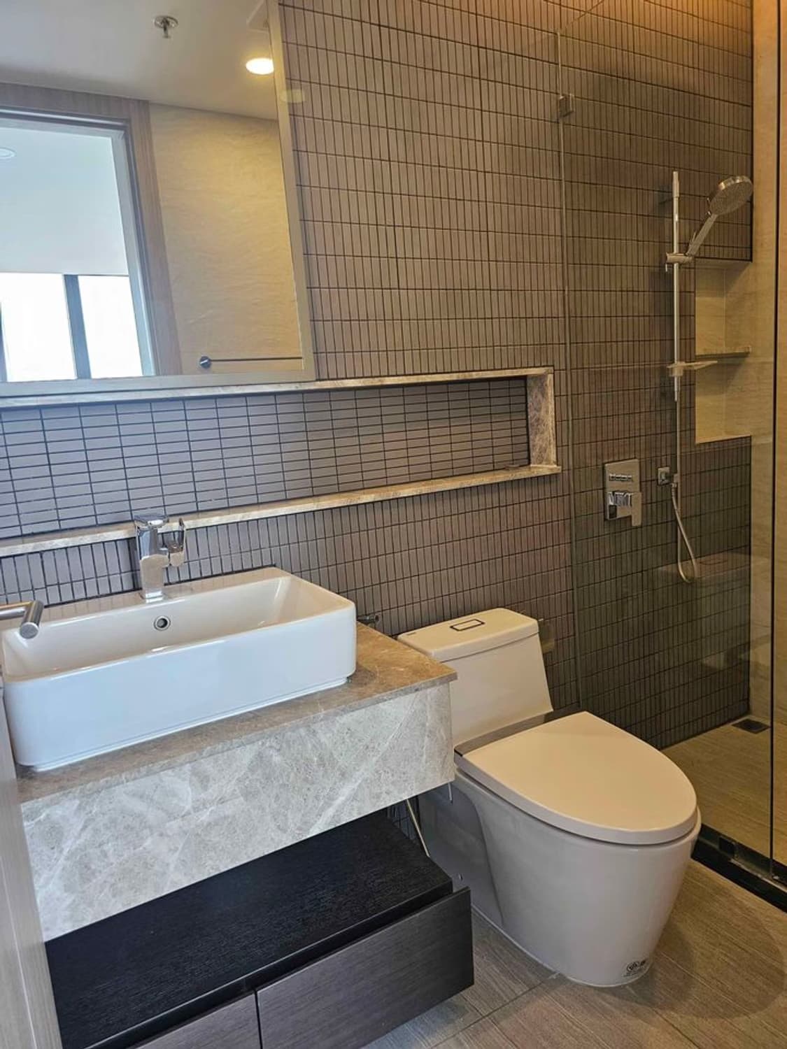 1 Bed Condo for Rent and Sale  Near National Stadium BTS - Image 36