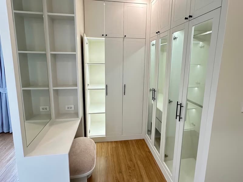 4 Bed House for Rent and Sale in Bang Phli