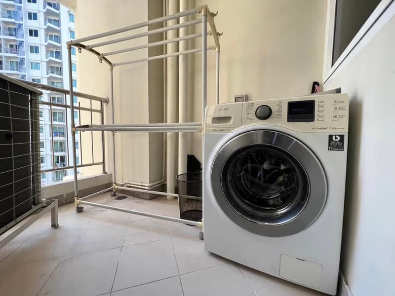 2 Bed Condo for Rent and Sale  Near Thailand Cultural Centre MRT