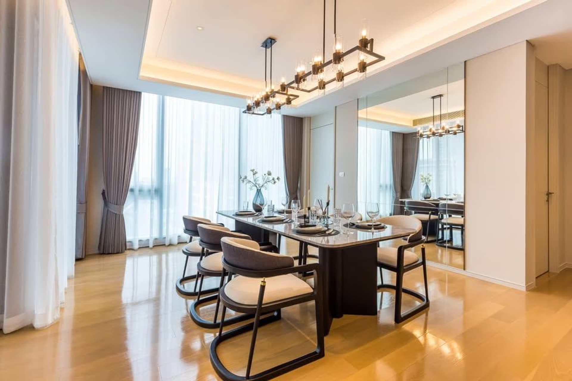 2 Bed Condo for Rent in Pathum Wan - Image 15