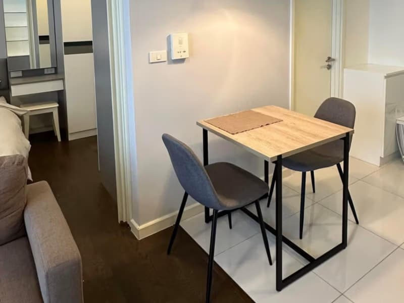 1 Bed Condo for Rent in Sathon