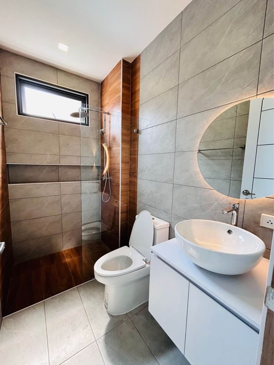4 Bed House for Rent and Sale in San Sai - Image 14
