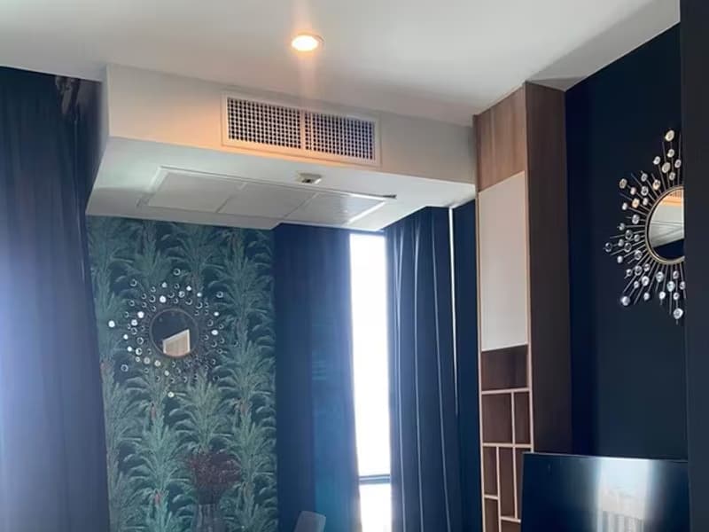 1 Bedroom Condo