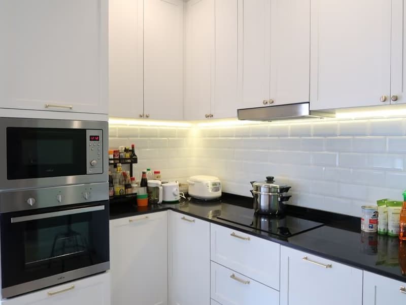 4 Bed House for Rent and Sale in Saphan Sung