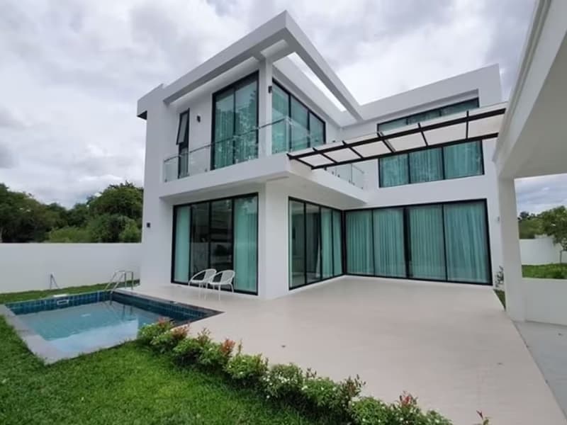 4 Bedroom House
