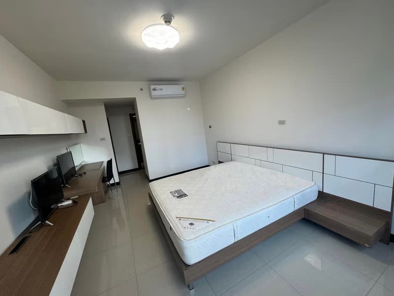 2 Bed Condo for Rent in Pathum Wan