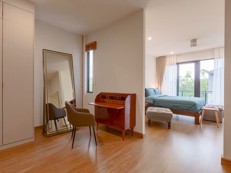4 Bed House for Rent in Prawet