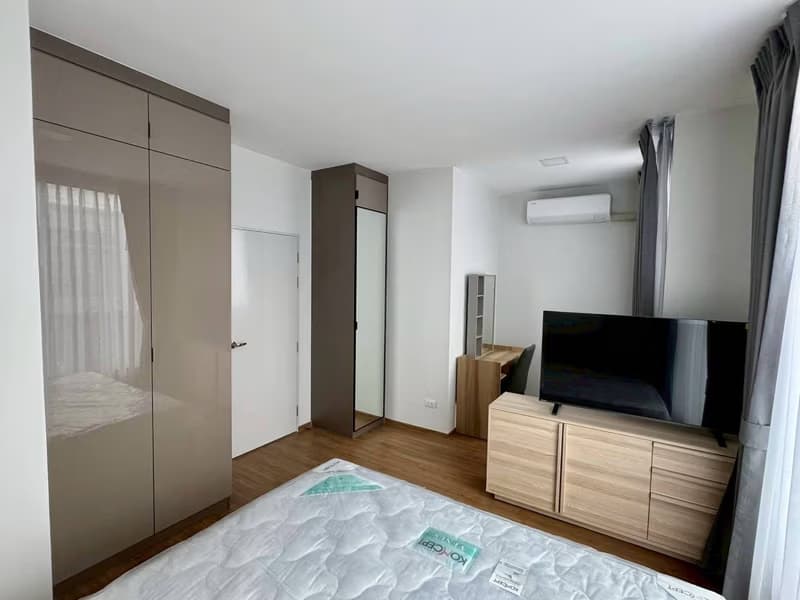 3 Bed Townhouse for Rent in Bang Phli