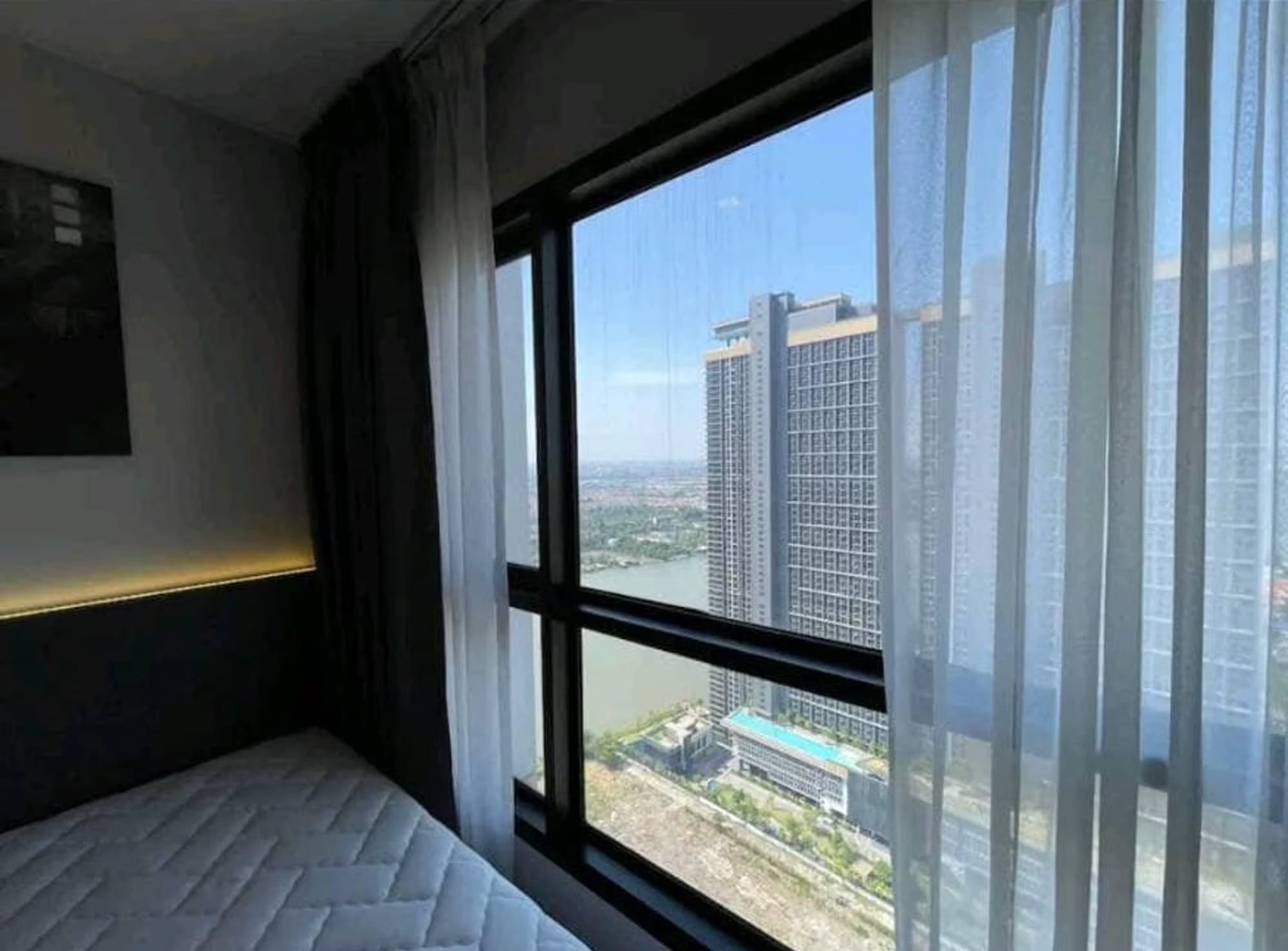 2 Bed Condo for Rent  Near Surasak BTS - Image 7