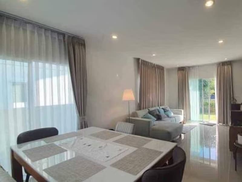 3 Bed House for Rent in undefined