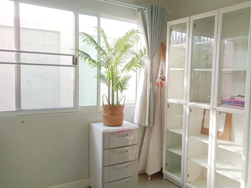 5 Bed House for Sale in Saraphi