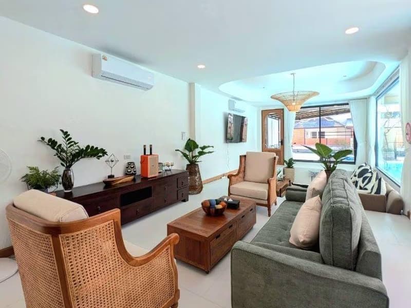 7 Bed House for Sale in Doi Saket District