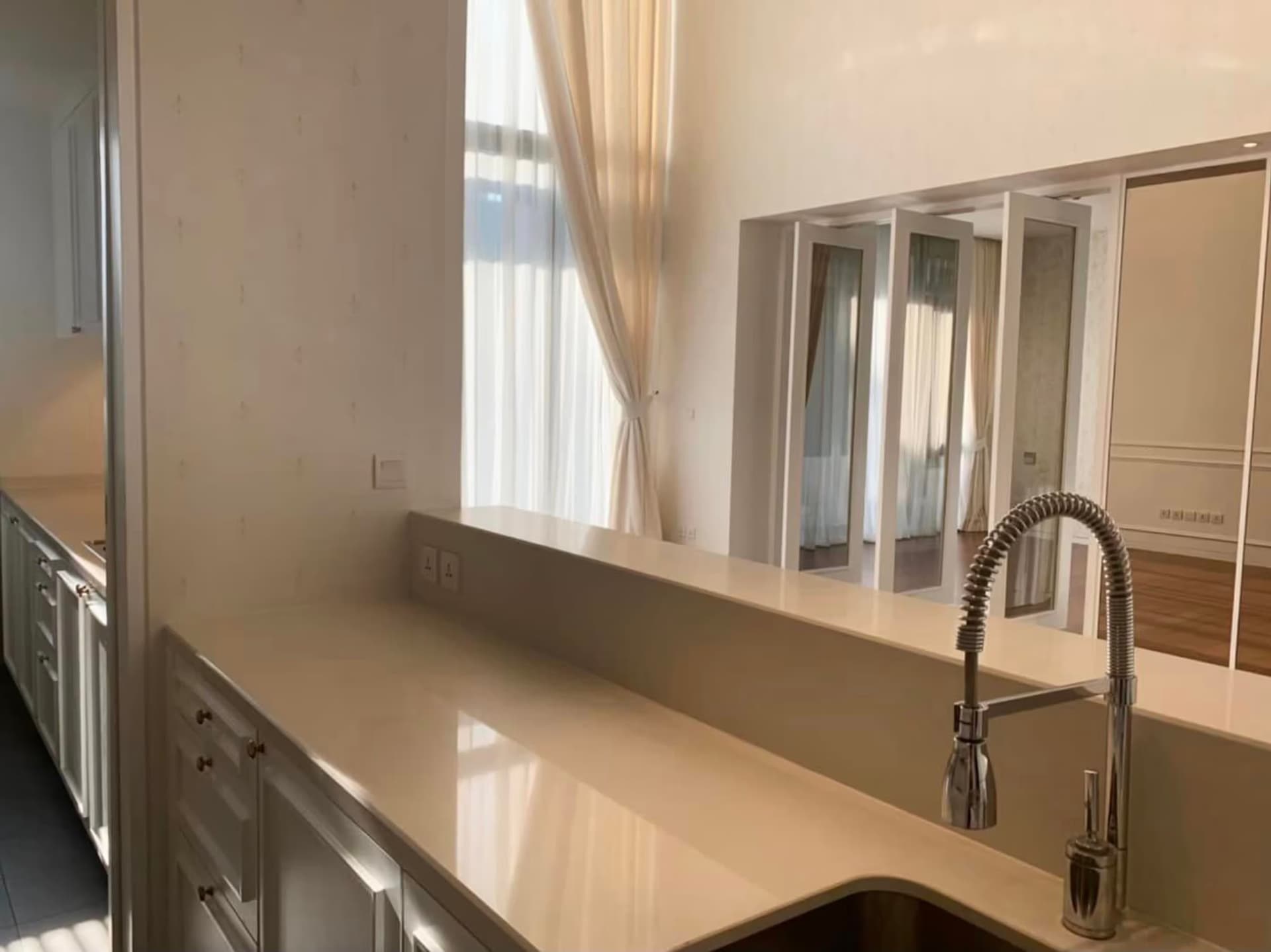 3 Bed Condo for Rent and Sale  Near Sala Daeng BTS - Image 9