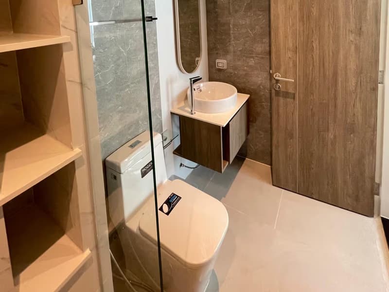Condo for Rent, Sale at LLoyd Soonvijai Condo