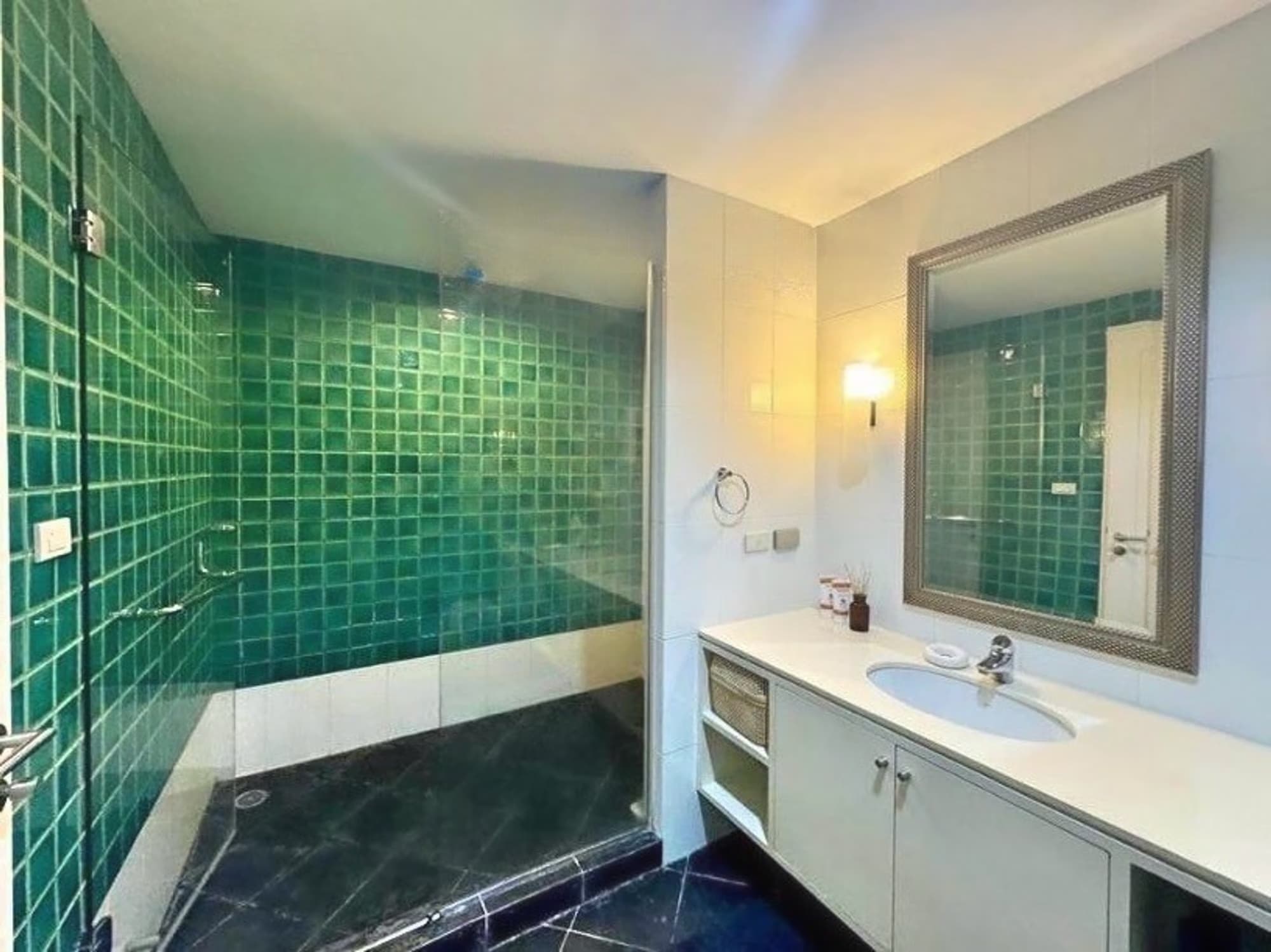 2 Bed Condo for Sale in Sathon - Image 7