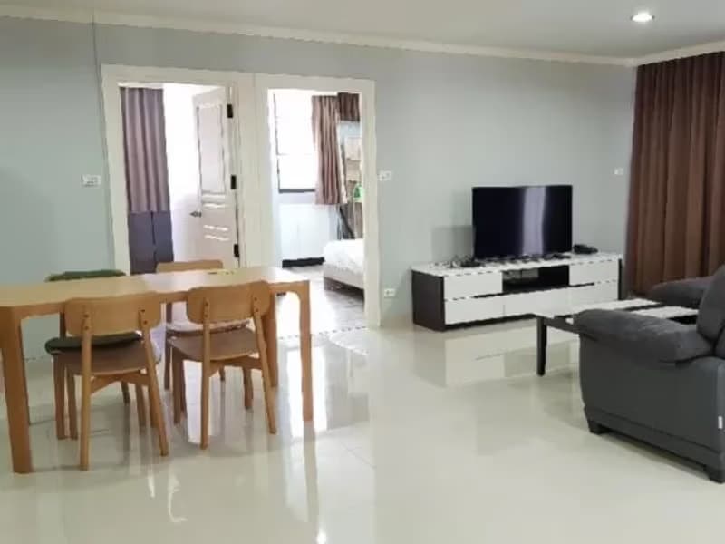 2 Bed Condo for Rent in Watthana