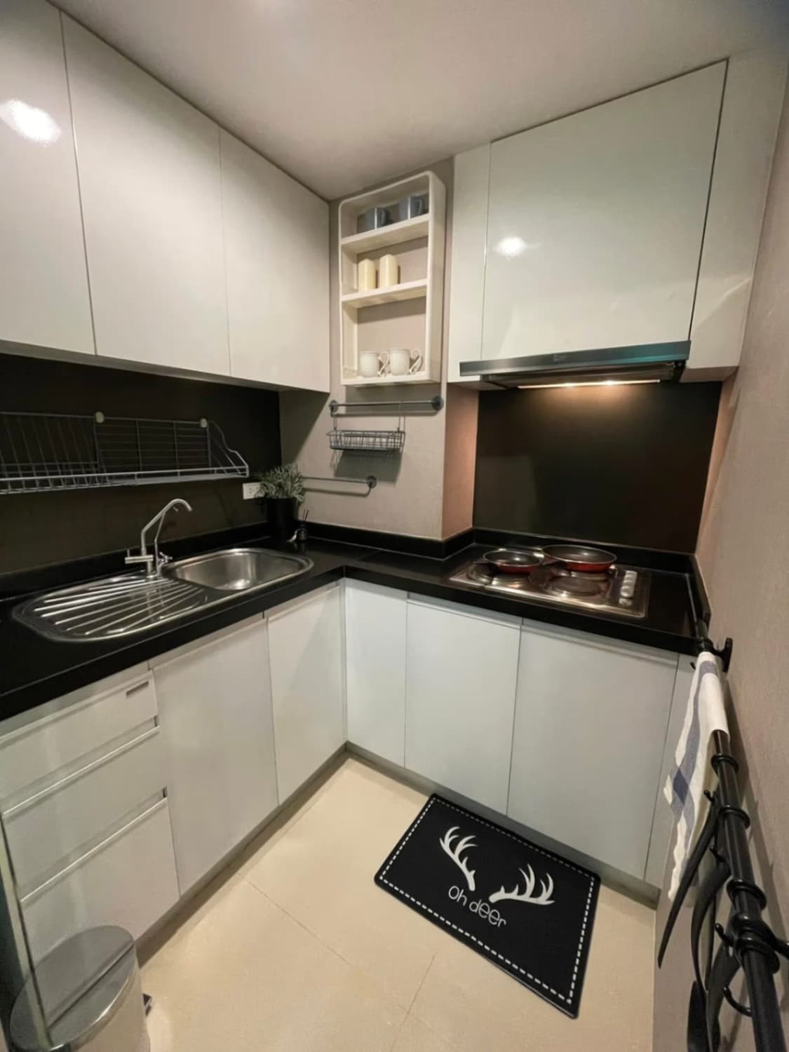 3 ห้องนอน คอนโด สำหรับ ขายและจำหน่าย ใน Huai Khwang - Image 16