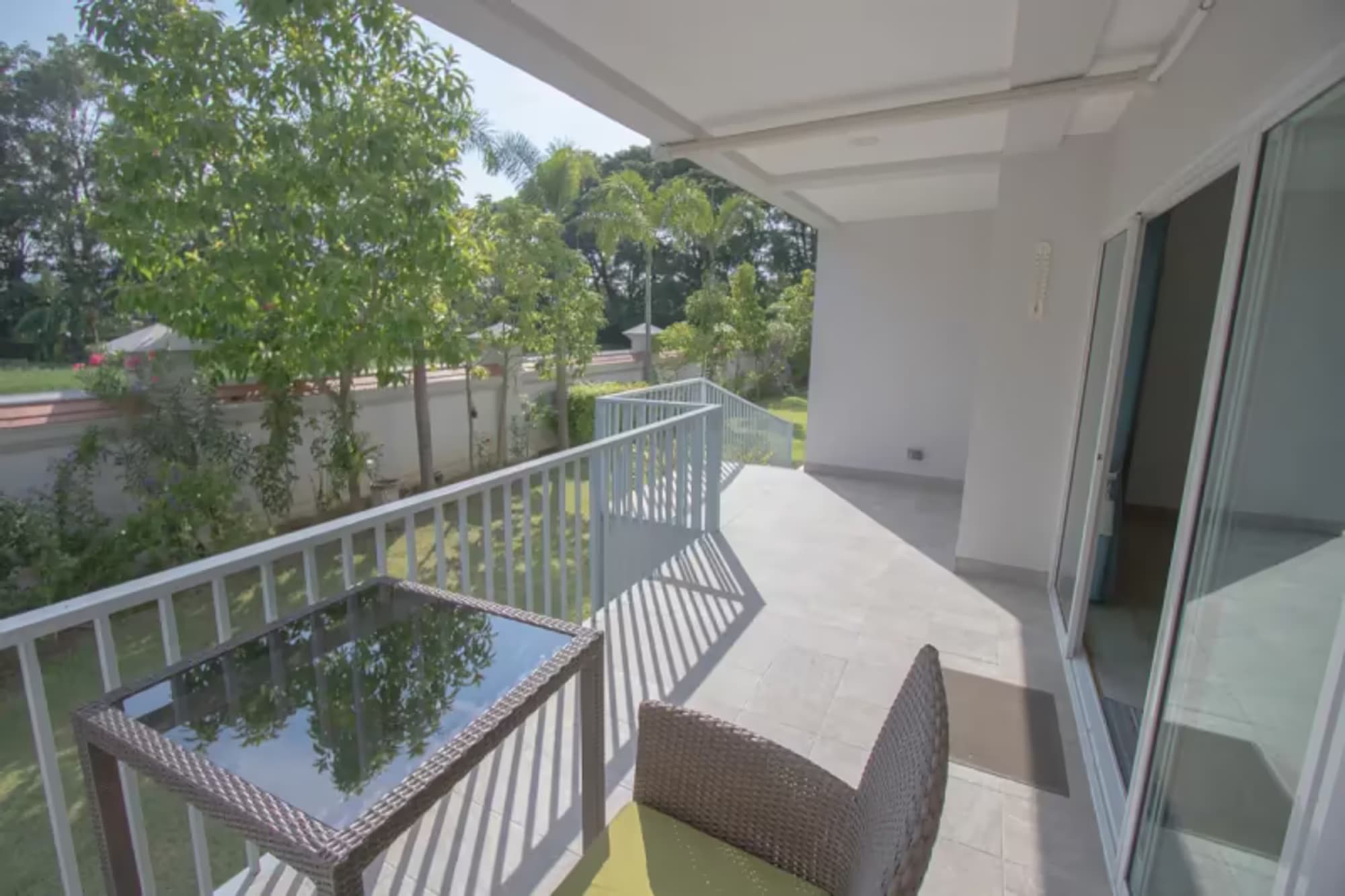 5 Bedroom House - Image 14