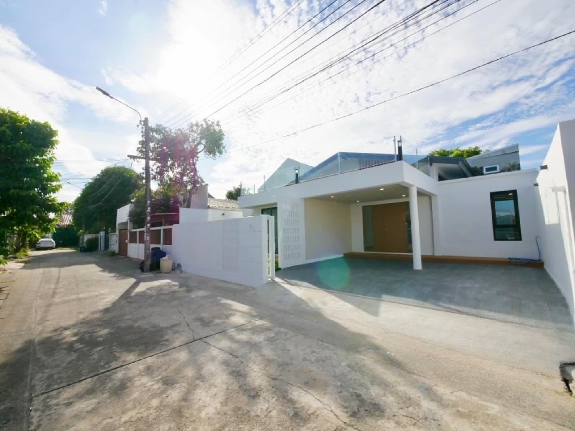3 ห้องนอน บ้าน สำหรับ ขาย ใน Prawet - Image 1