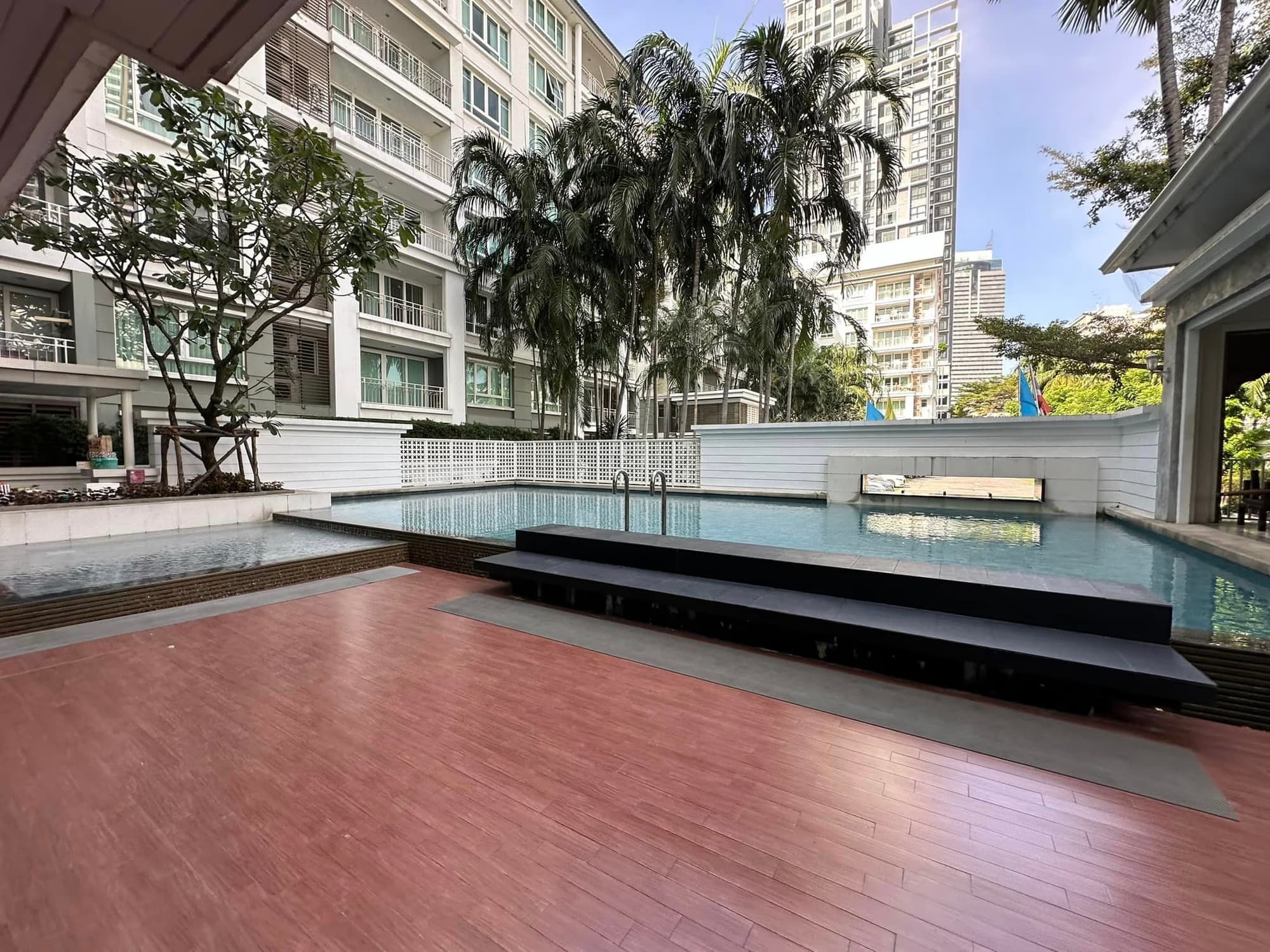 1 Bedroom Condo at The Bangkok Sathorn-Taksin - Image 9