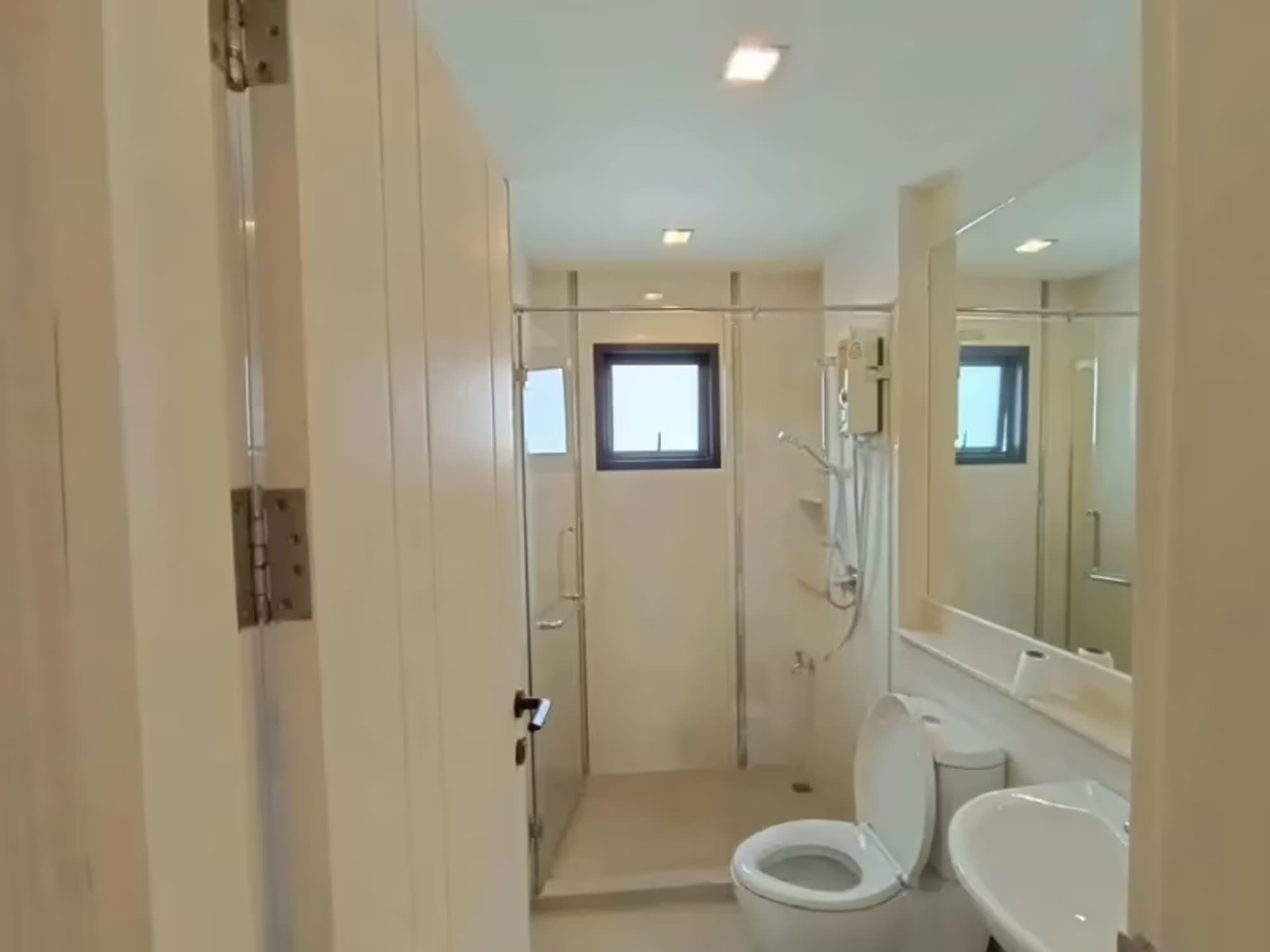 3 Bedroom House - Image 19