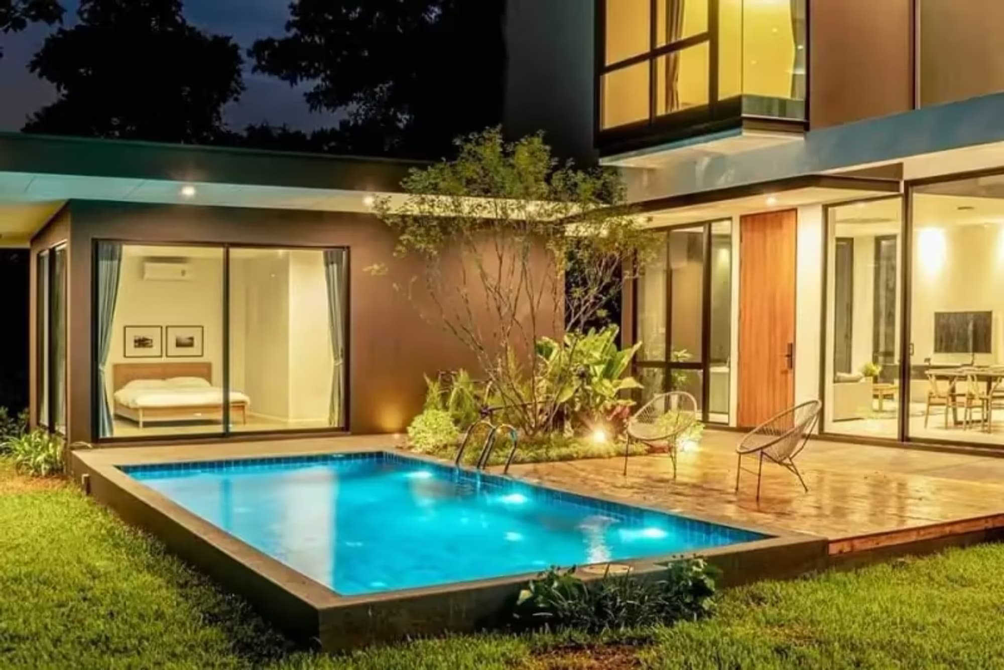 4 Bedroom House - Image 16