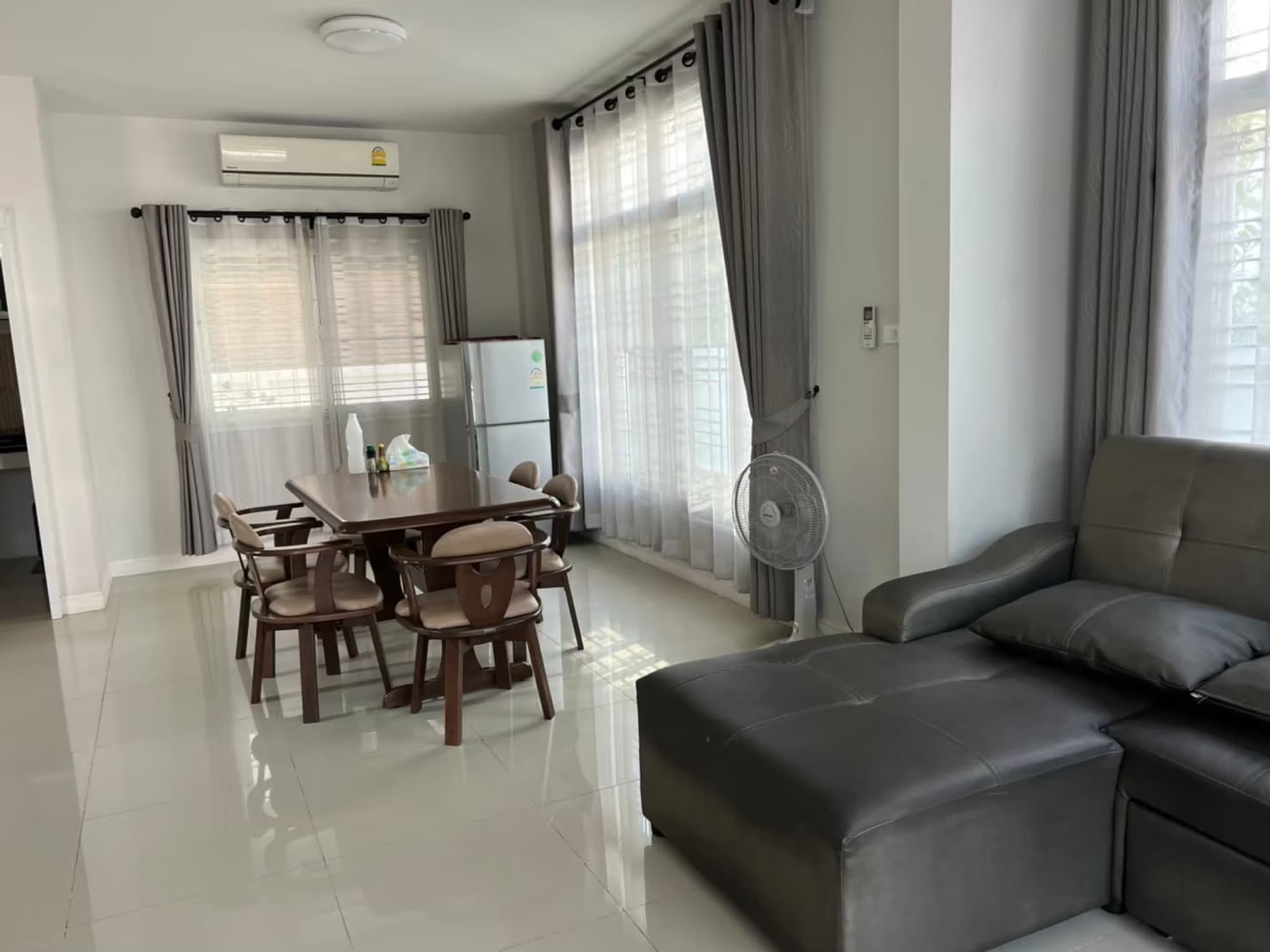4 Bed House for Rent in San Kamphaeng - Image 3