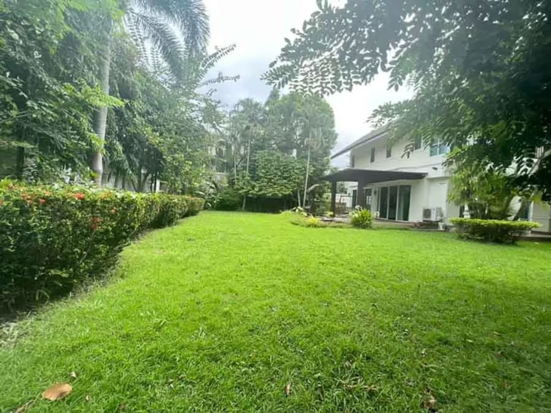 5 Bedroom House - Image 50