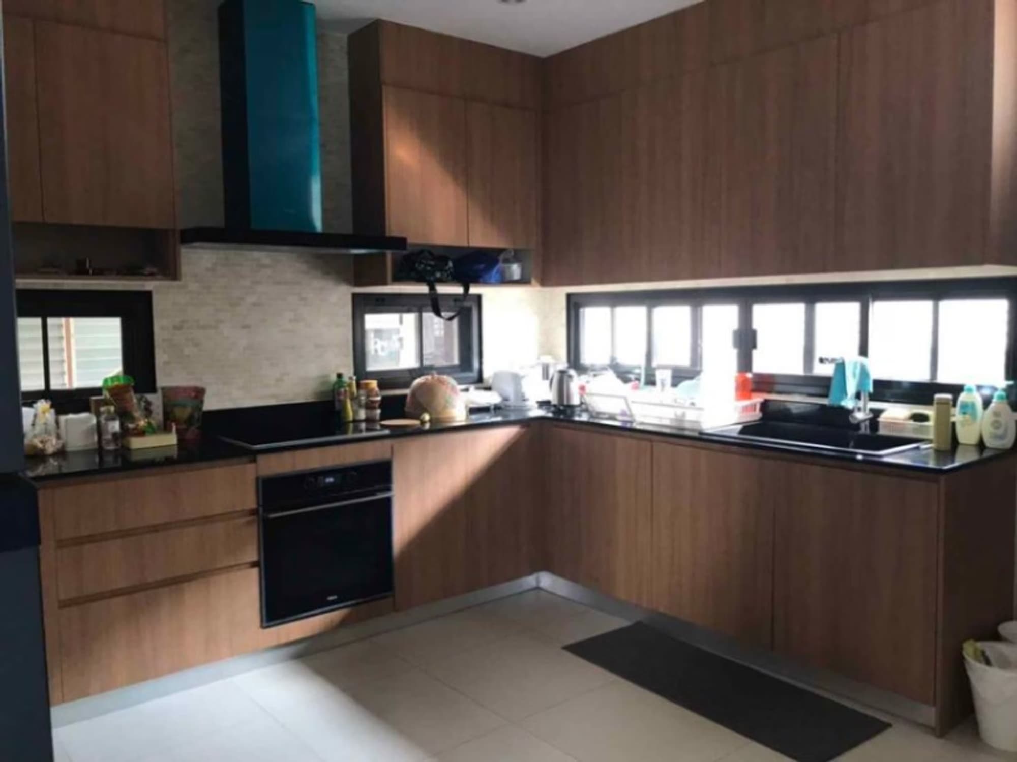 5 Bed House for Rent in Bang Na - Image 6