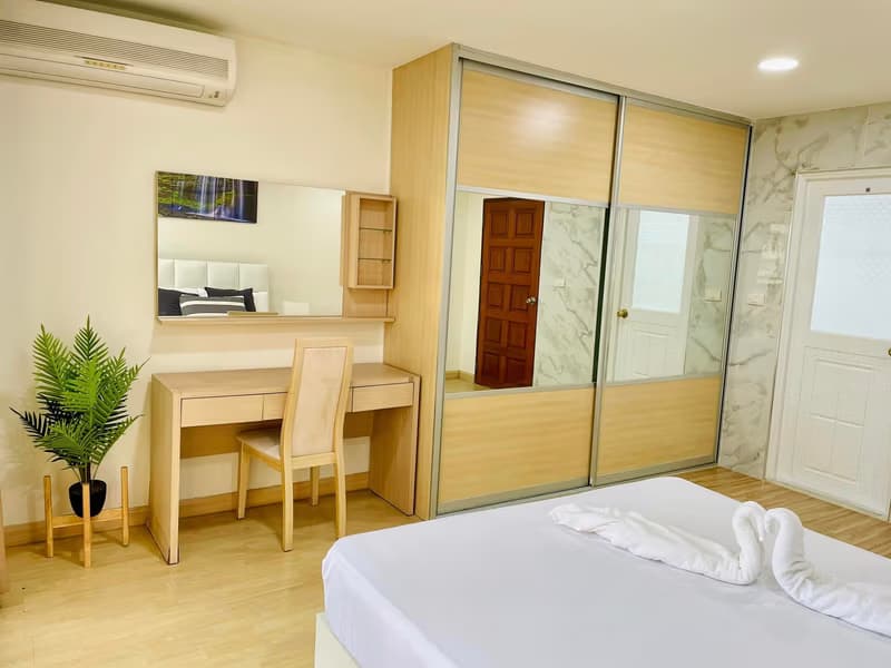 2 Bed Condo for Sale in Suan Luang