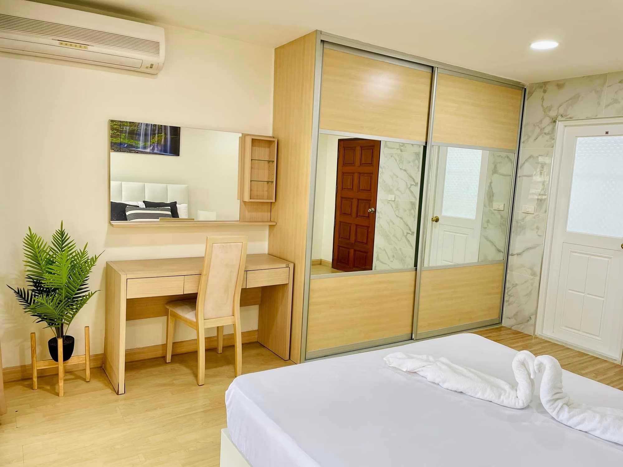 2 ห้องนอน Condo สำหรับ ขาย ใน สวนหลวง - Image 6