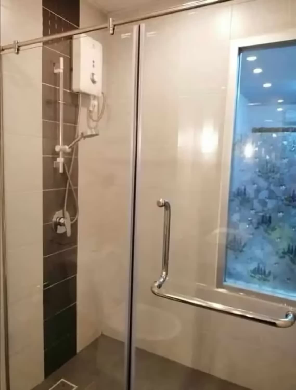 1 Bedroom Condo - Image 6