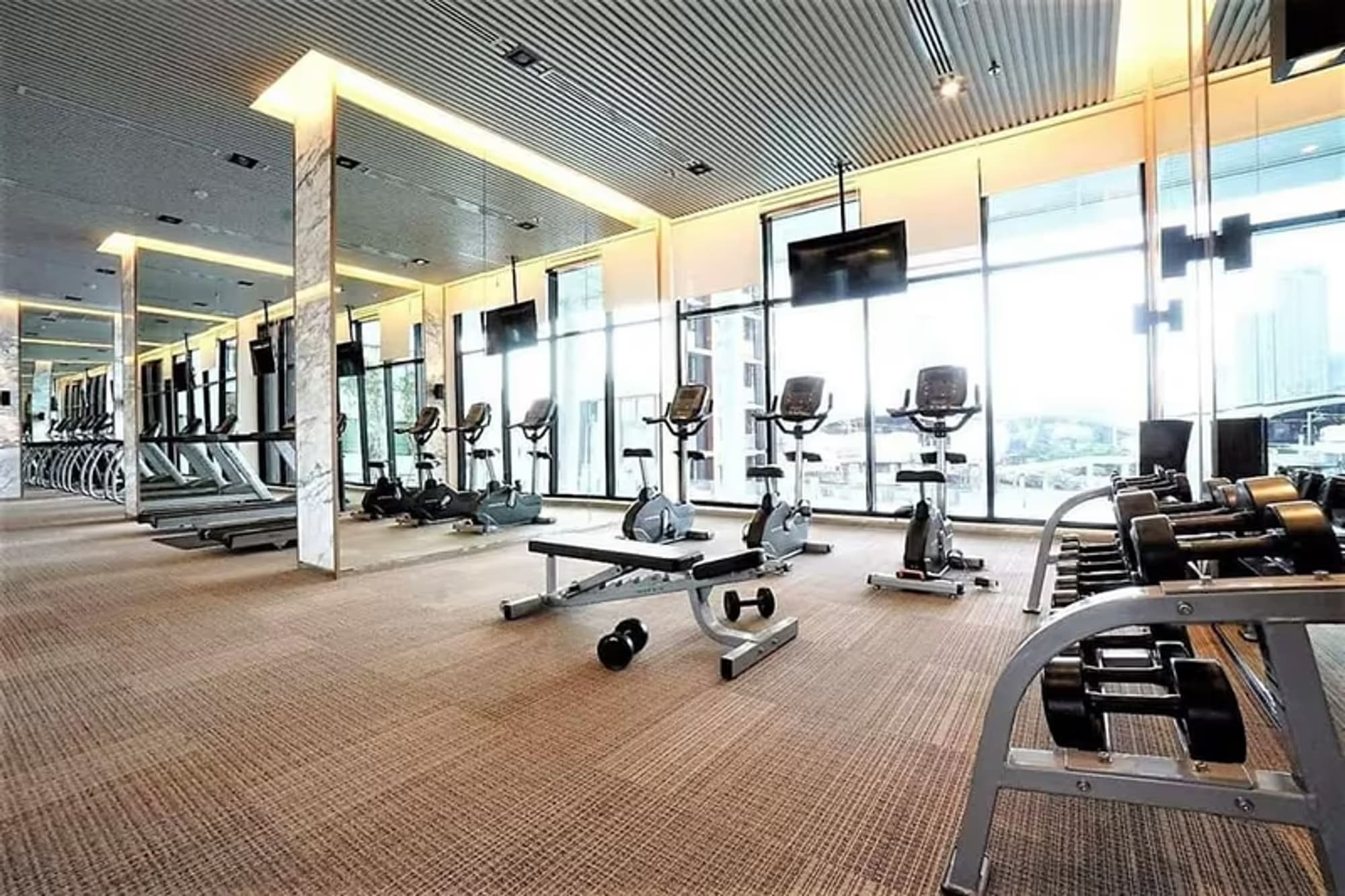 Condo for Sale at Life Asoke - Image 9