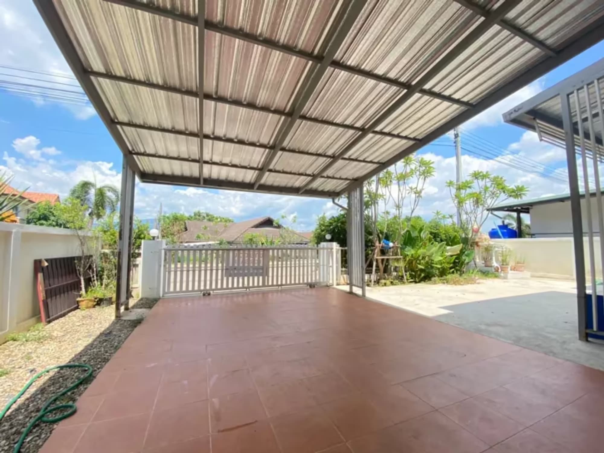 4 Bedroom House - Image 21