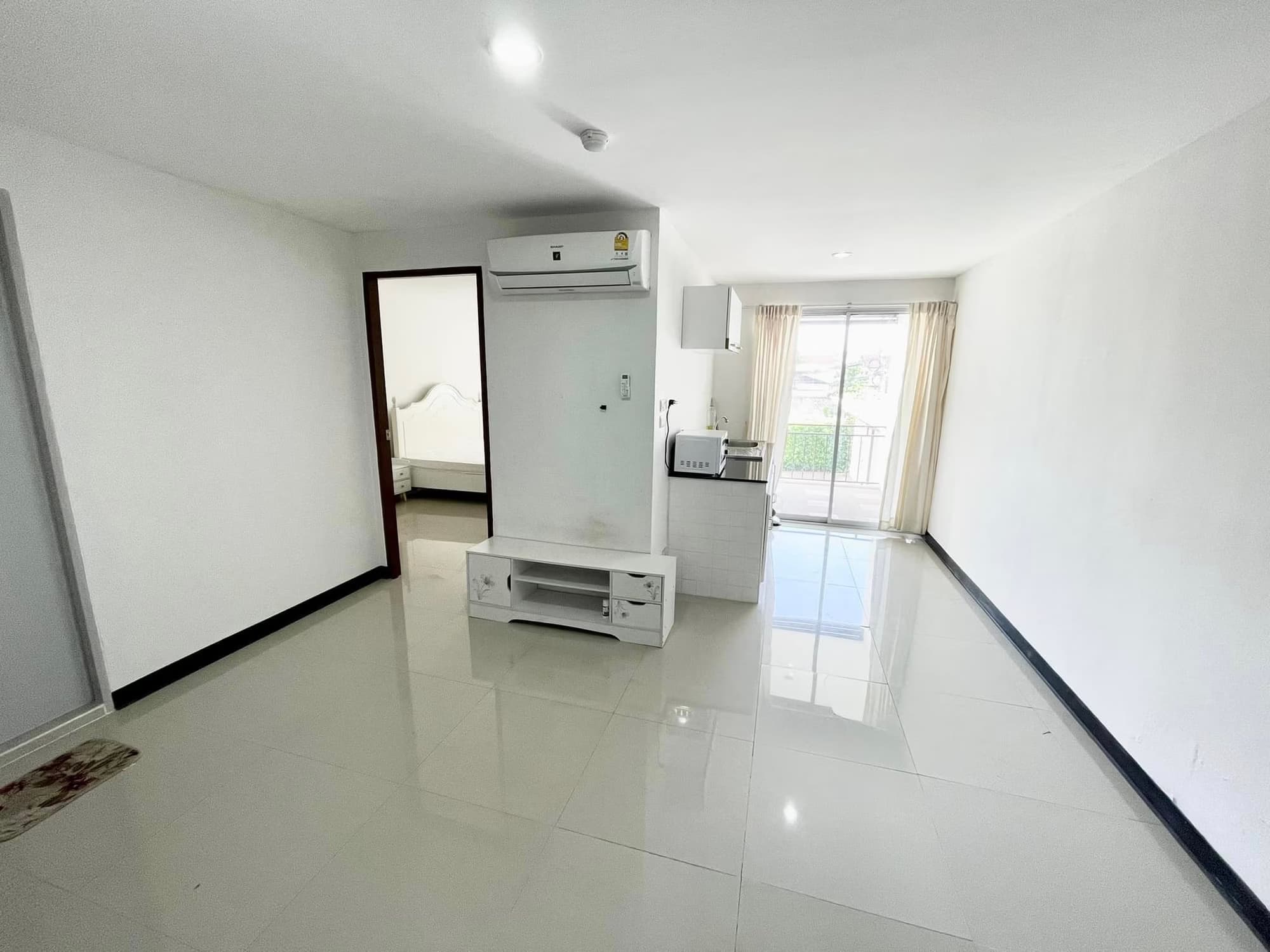1 Bed Condo for Rent and Sale in Mueang Chiang Mai - Image 4