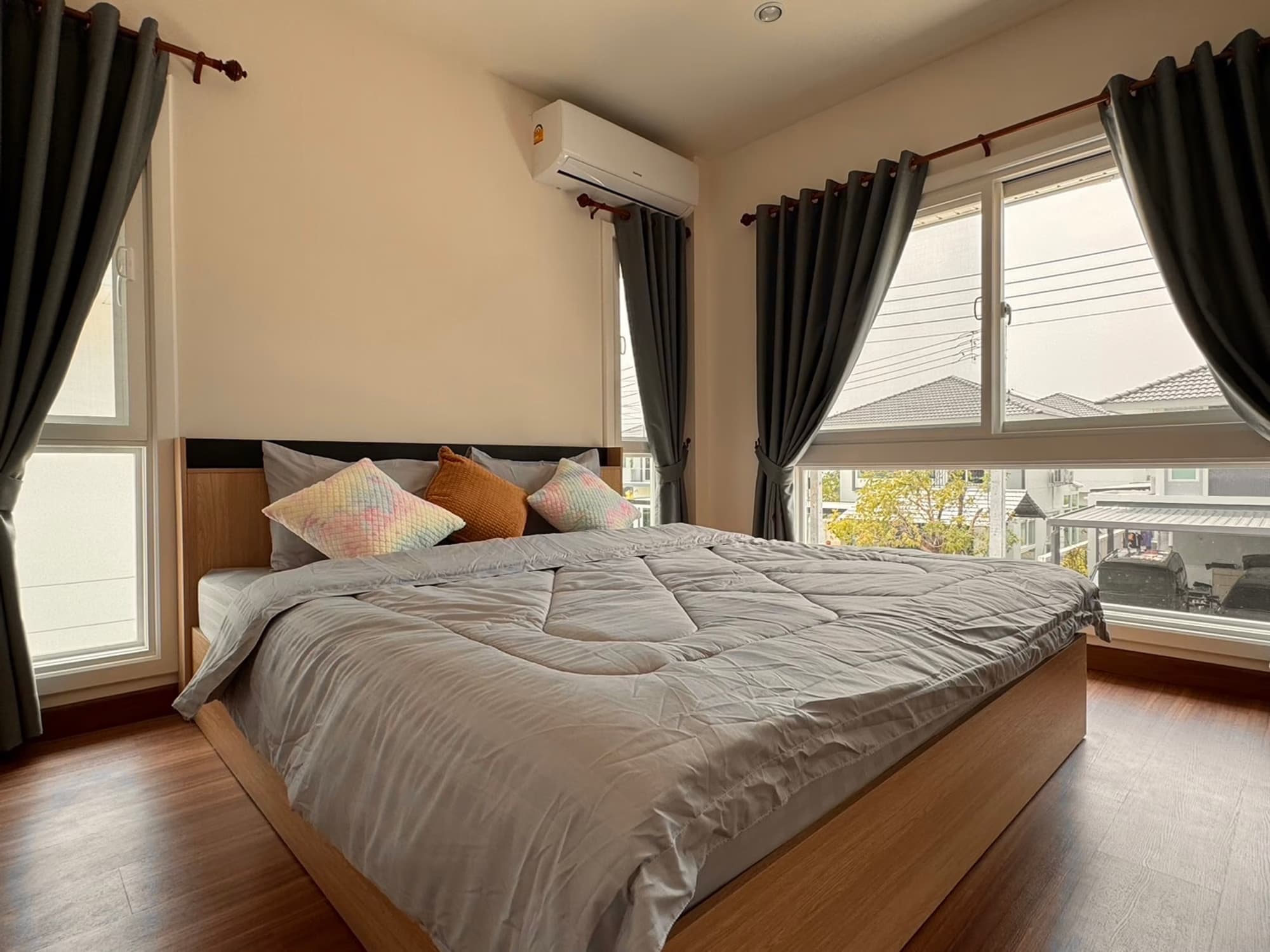 4 Bedroom House - Image 17