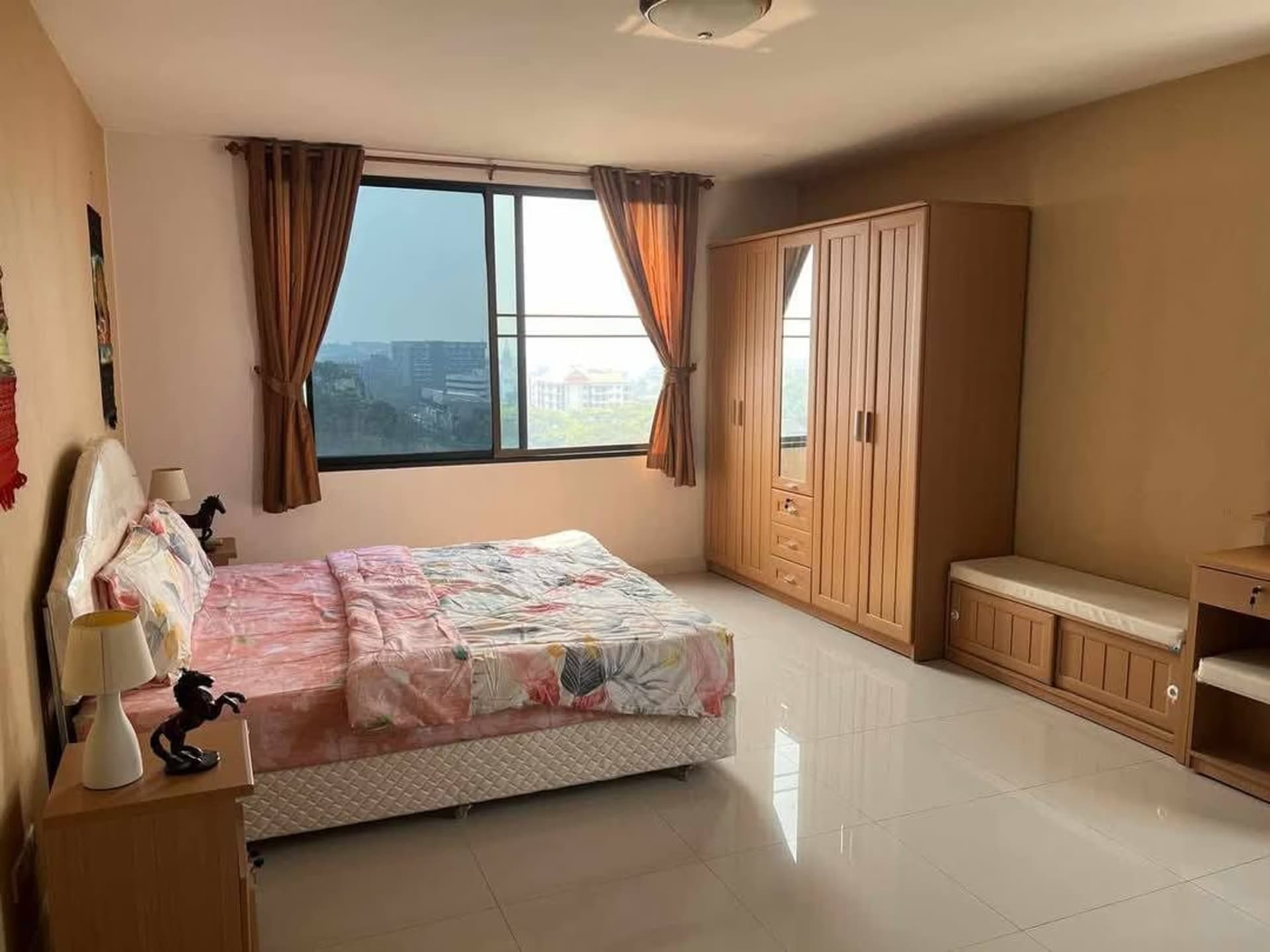 2 Bed Condo for Rent in Mueang Chiang Mai - Image 3