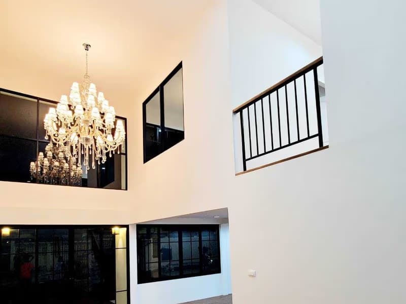3 Bed House for Sale in Phra Khanong