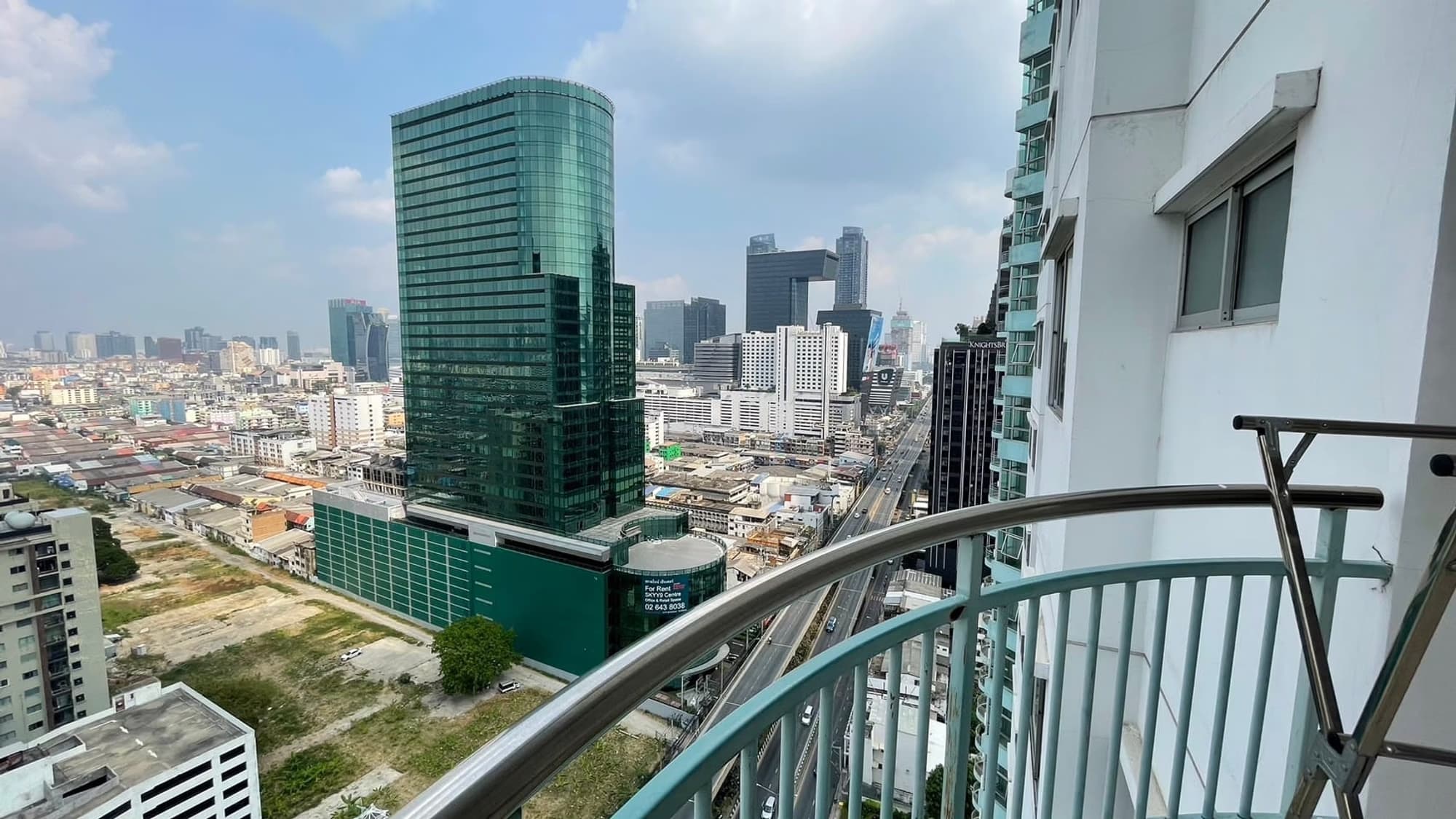Condo for Sale at Supalai Park Asok-Ratchada - Image 20