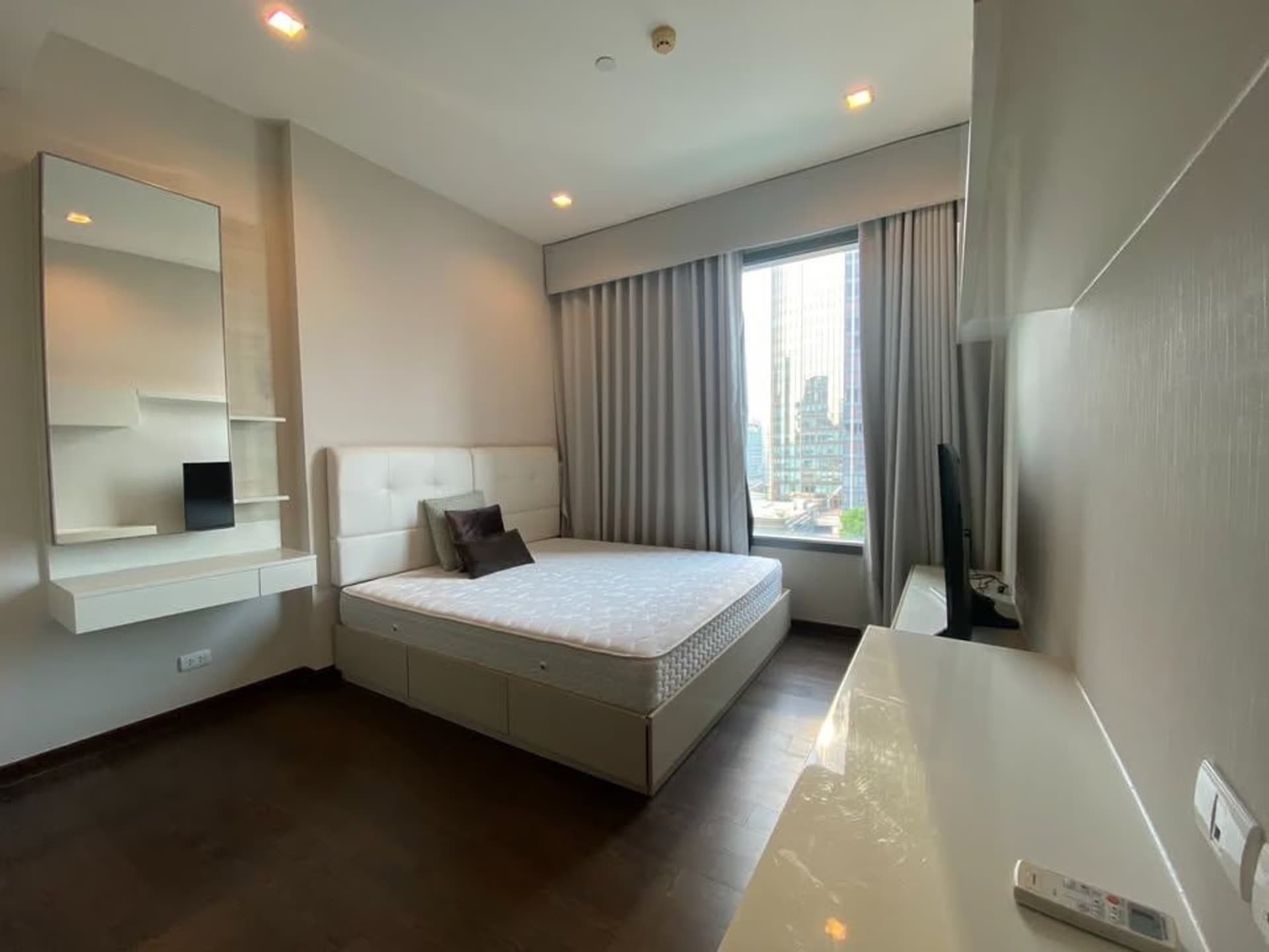 1 ห้องนอน คอนโด สำหรับ จำหน่าย ใน Ratchathewi - Image 4