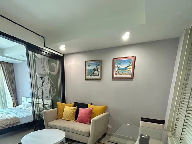 Condo for Rent at The Rajdamri