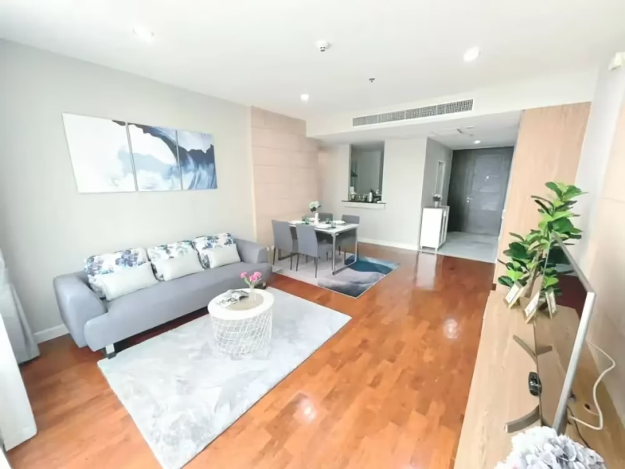 2 Bedroom Condo - Image 4