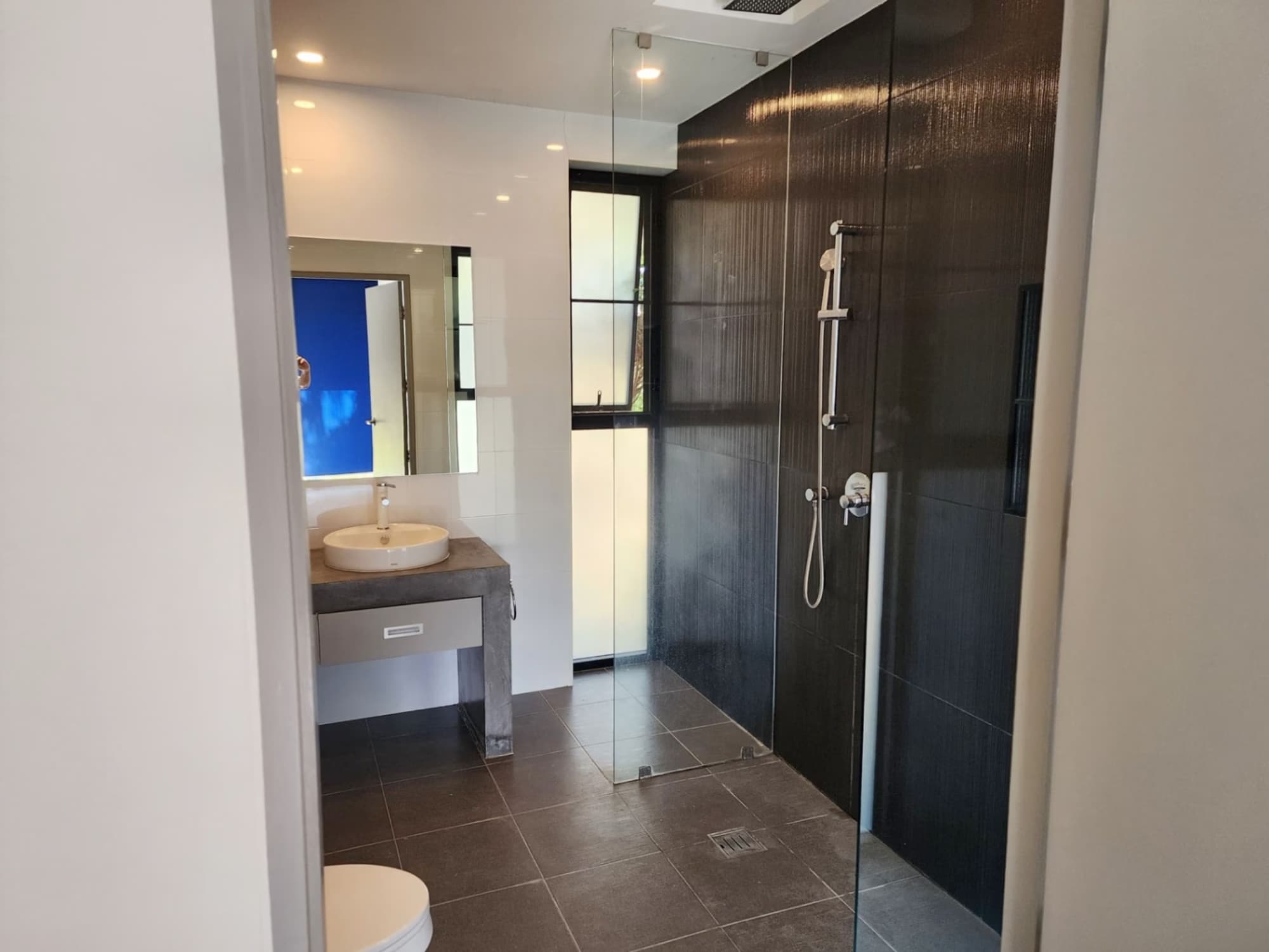 3 Bed House for Rent in Hang Dong District - Image 6