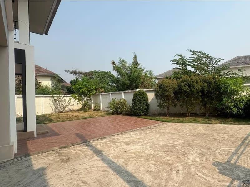 3 Bed House for Rent in San Kamphaeng