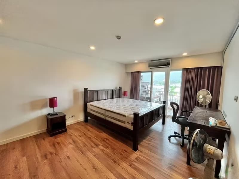 2 Bedroom Condo