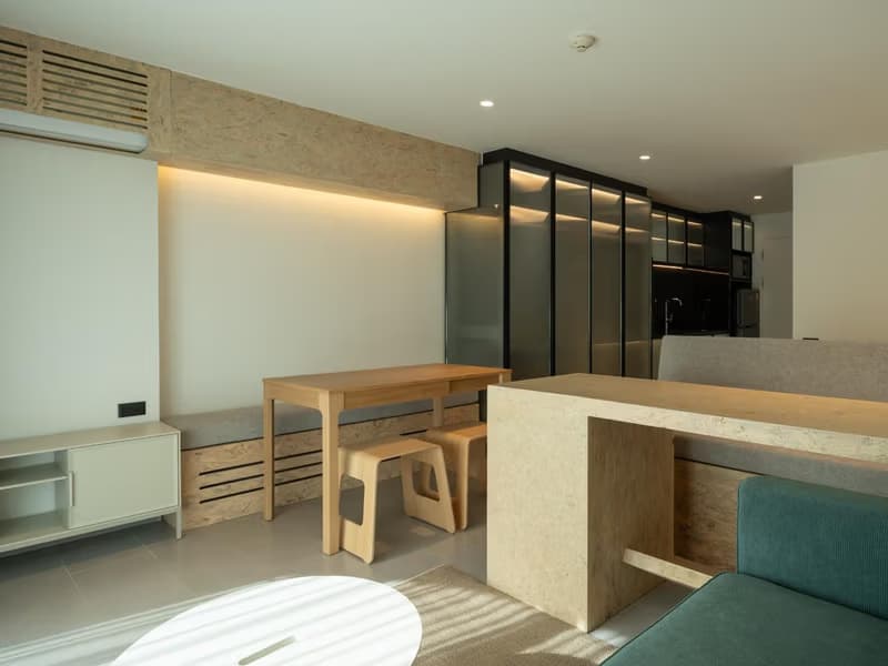 1 Bedroom Condo